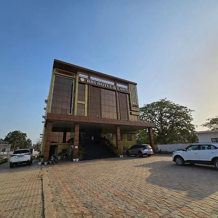 Rbs Hotel And Lawn Ayodhya 外观 照片